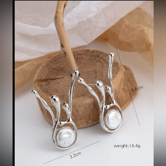 AR collection Jewelry - Faux Pearl Decor Stud Earrings